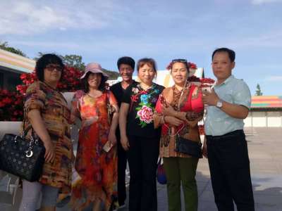 平安萬家 隆興家政服務行業(yè) --訪大連市平安興隆家政服務公司總經(jīng)理楊愛平